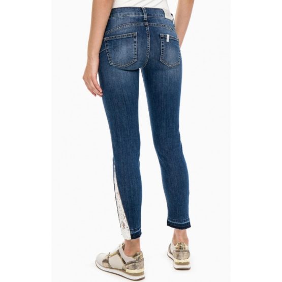 Liu Jo • blauwe slim fit jeans Monroe met wit kant