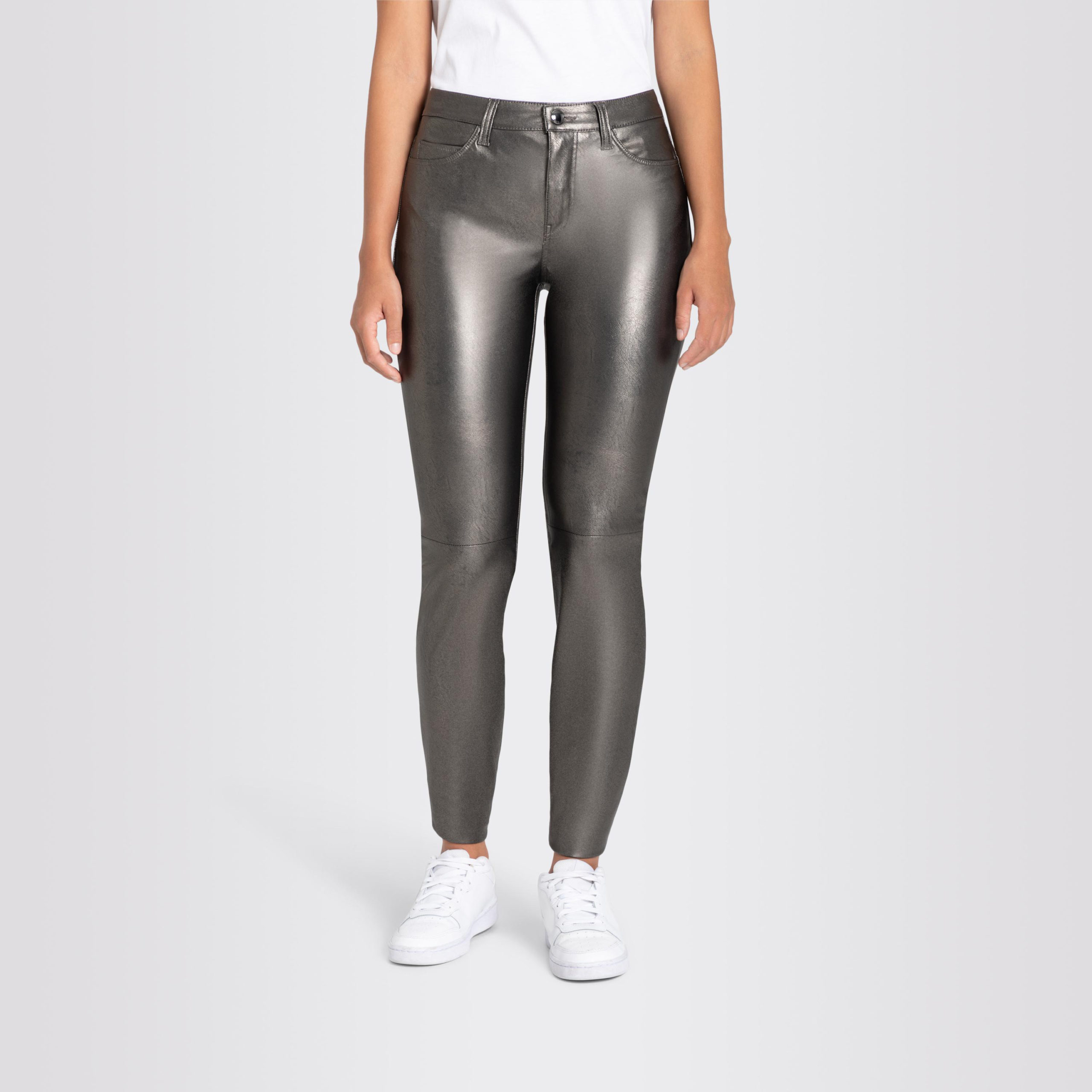 Mac • Zilvergrijze Coated Slim Broek • 40