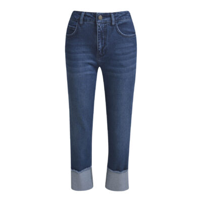 Milano Italy • blauwe jeans met omslag